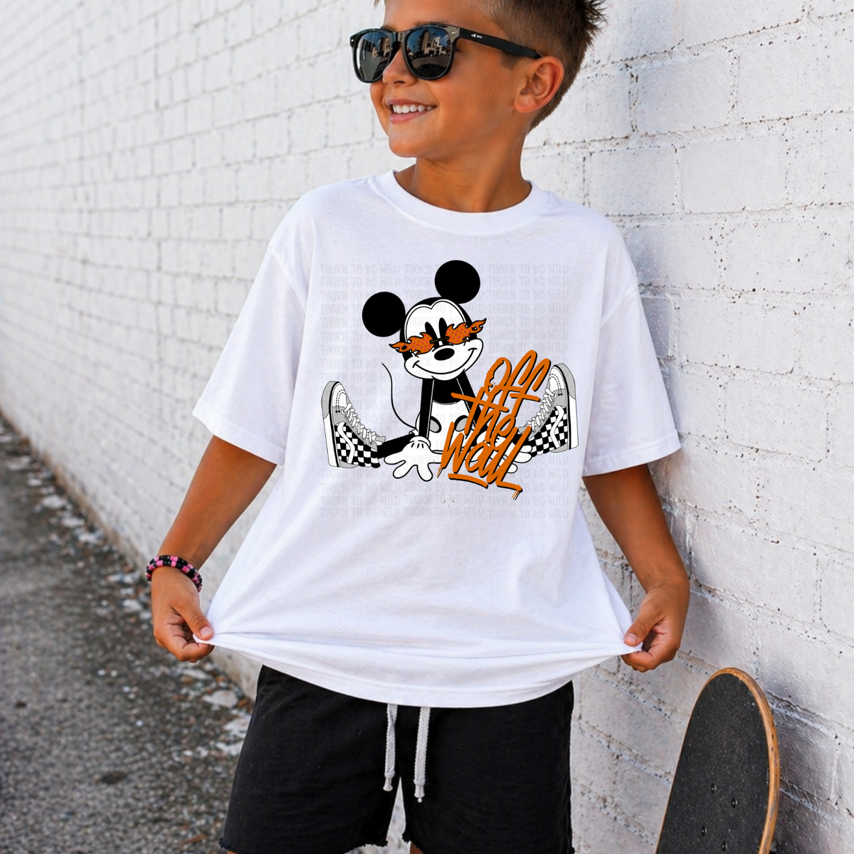 Off the wall mouse